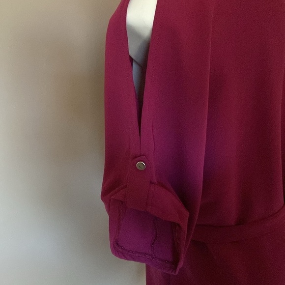 Yessica Burgundy Red Belted Short Split Sleeve Shift Dress - Picture 5 of 8